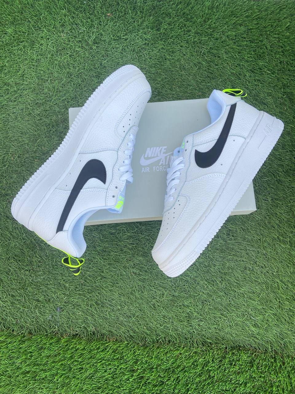 Nike Air Force 1 '07 White Neon